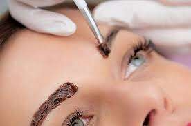 Soin bien-être Teinture des sourcils